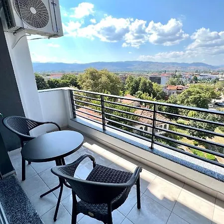 George Apartments2023/2